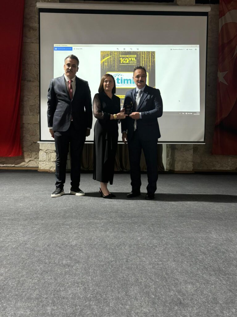 HDH Medya 10. yıl gala gecesinde başarılar ödüllendirildi