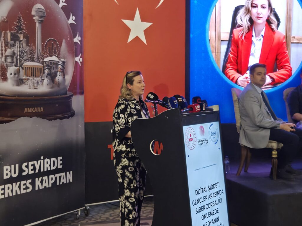 Dijital Şiddet ve Siber Zorbalık Paneli Ankara’da gerçekleştirildi