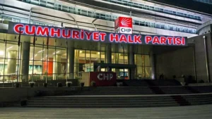 CHP'de ihraç talebi ve istifa gündemi