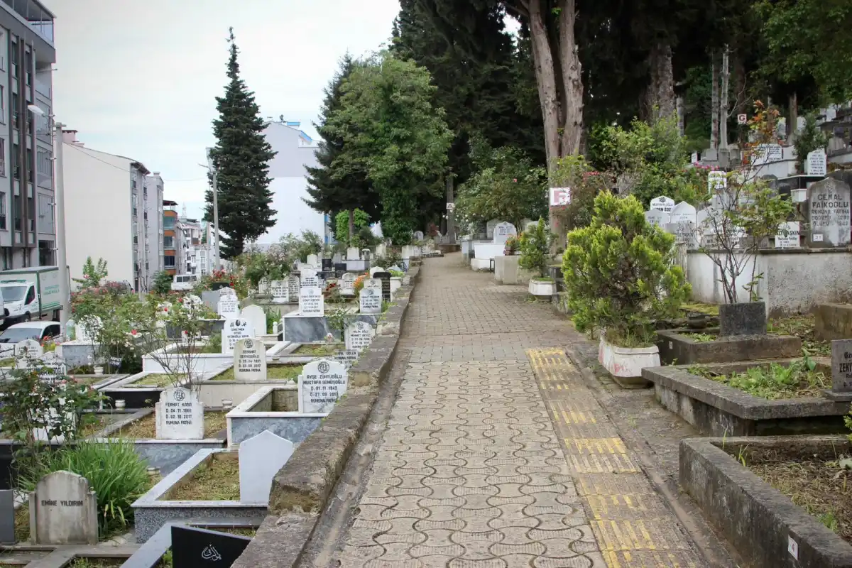 Giresun'da bayram boyunca mezarlıklar ziyaret edildi