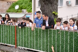 Giresun Belediyesi sahada vatandaşla buluşuyor