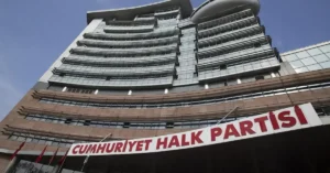 Özgür Özel'e yakın PM üyeleri istifa etti