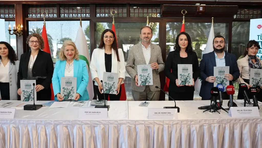 Yeşilay'dan alkol kullanımı raporu: İlk alkol deneyimi 18 yaş altında