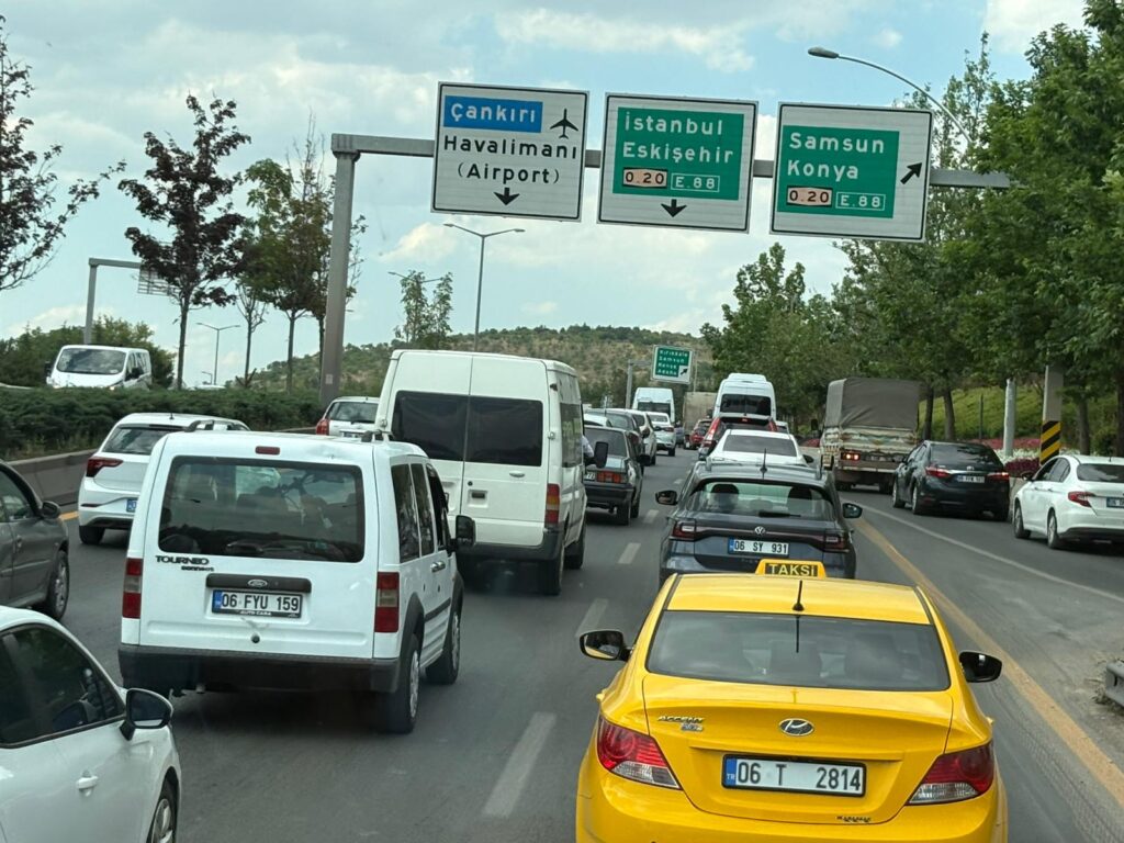 NATO Zirvesi öncesi Ankara’dan tatil göçü