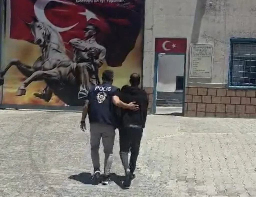 7 yıl 11 ay hapis cezasıyla aranan firari hükümlü Kırıkhan'da yakalandı
