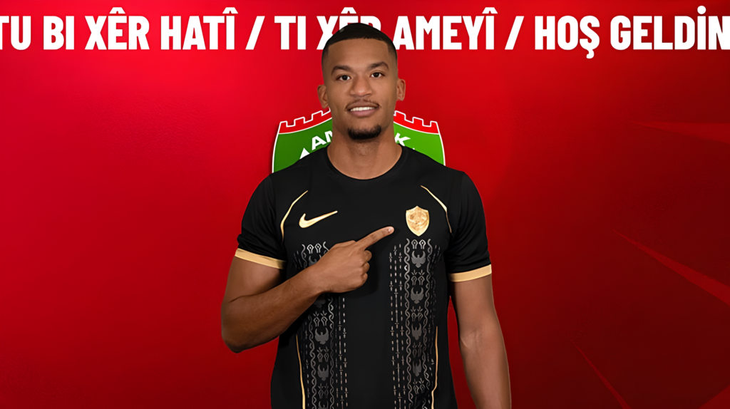 Alban Lafont amed