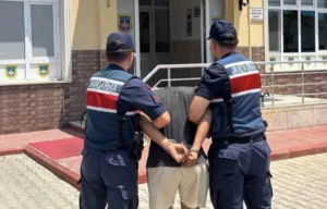 Kendini jandarma olarak tanıtan şüpheli JASAT operasyonuyla yakalandı