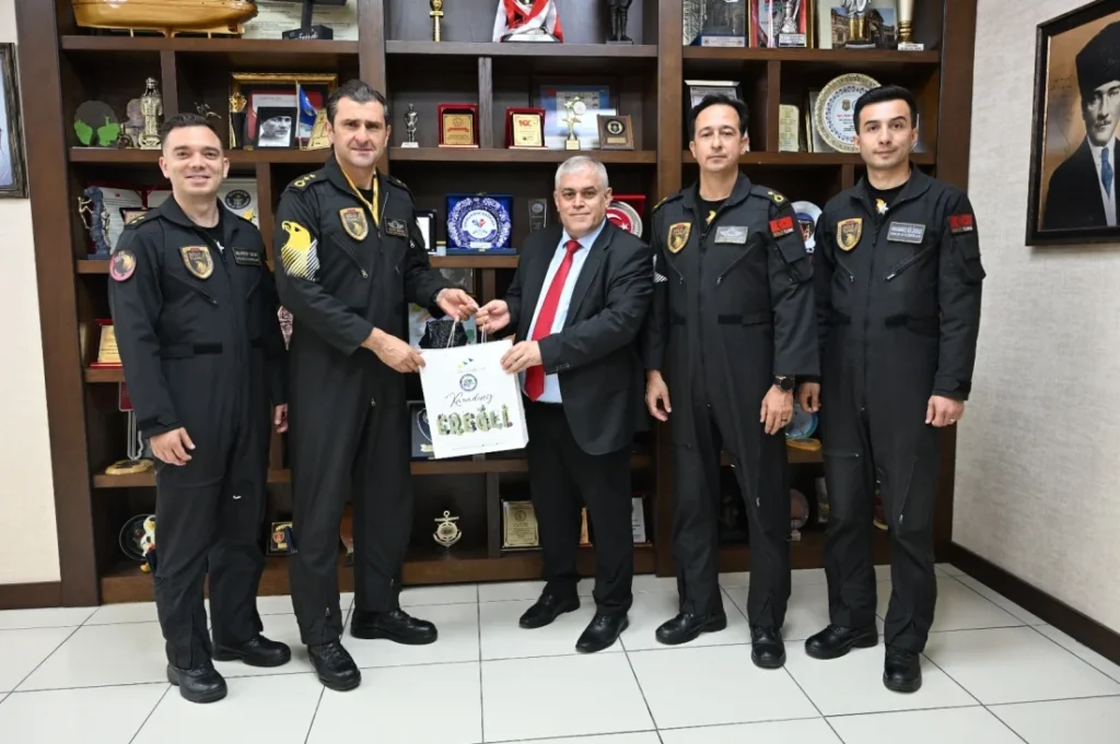 SOLOTÜRK Ekibinden Kdz. Ereğli Belediyesi'ne ziyaret