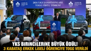 YKS Birincilerine Büyük Ödül! 3 Kabataş Erkek Liseli Öğrenciye Togg Verildi